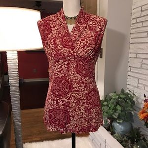 TRADED JKLA red and cream top.